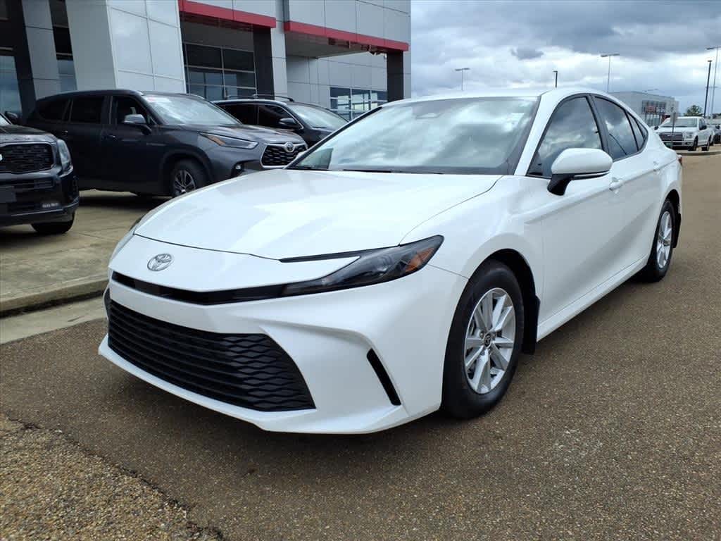 Thumbnail: 2025 Toyota Camry - 1