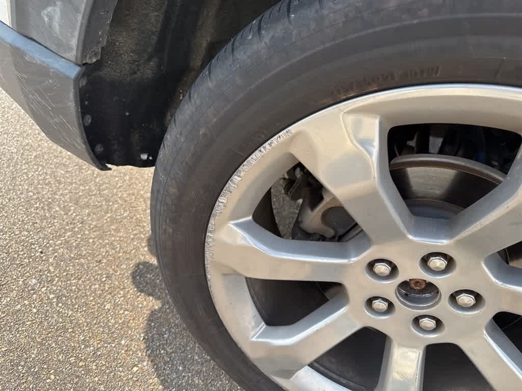 Thumbnail: 2020 Ford Explorer - 4