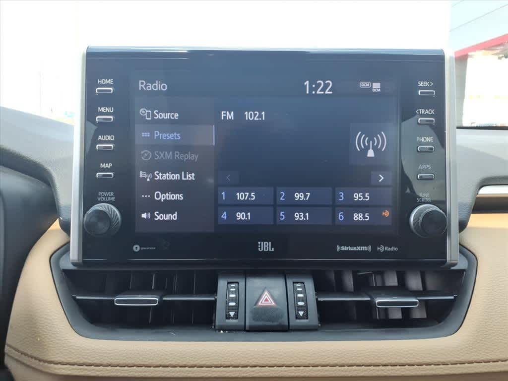 Thumbnail: 2022 Toyota RAV4 - 19