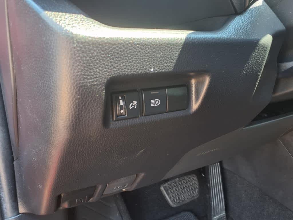 Thumbnail: 2021 Toyota RAV4 - 13