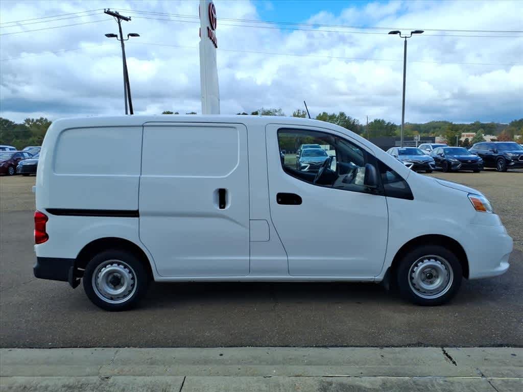 Thumbnail: 2021 Nissan NV200 - 4