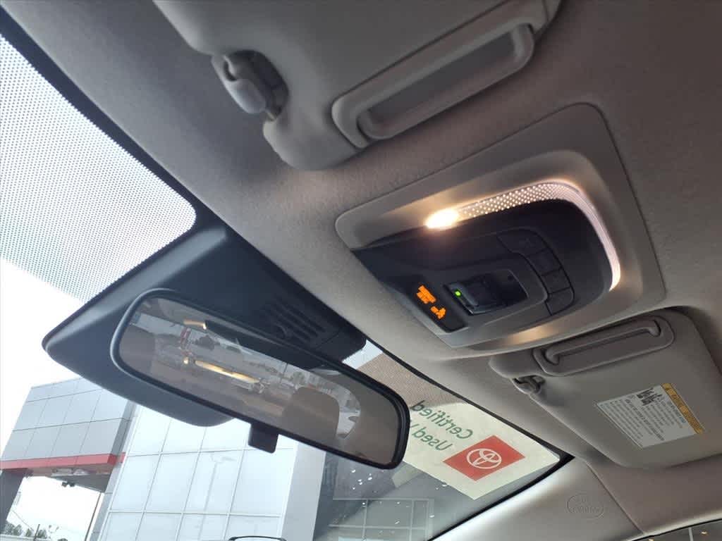 Thumbnail: 2025 Toyota Corolla - 16