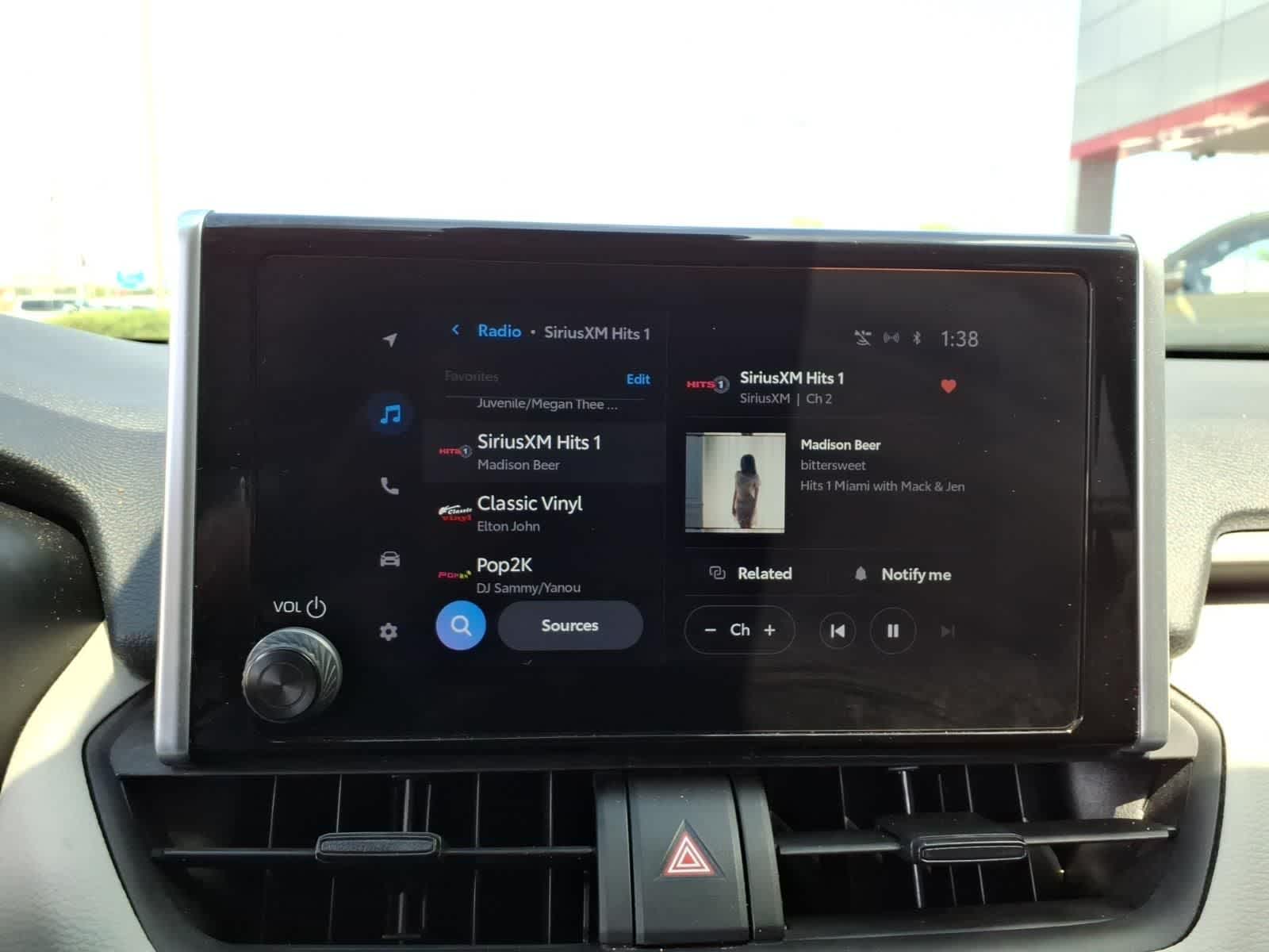 Thumbnail: 2023 Toyota RAV4 - 19