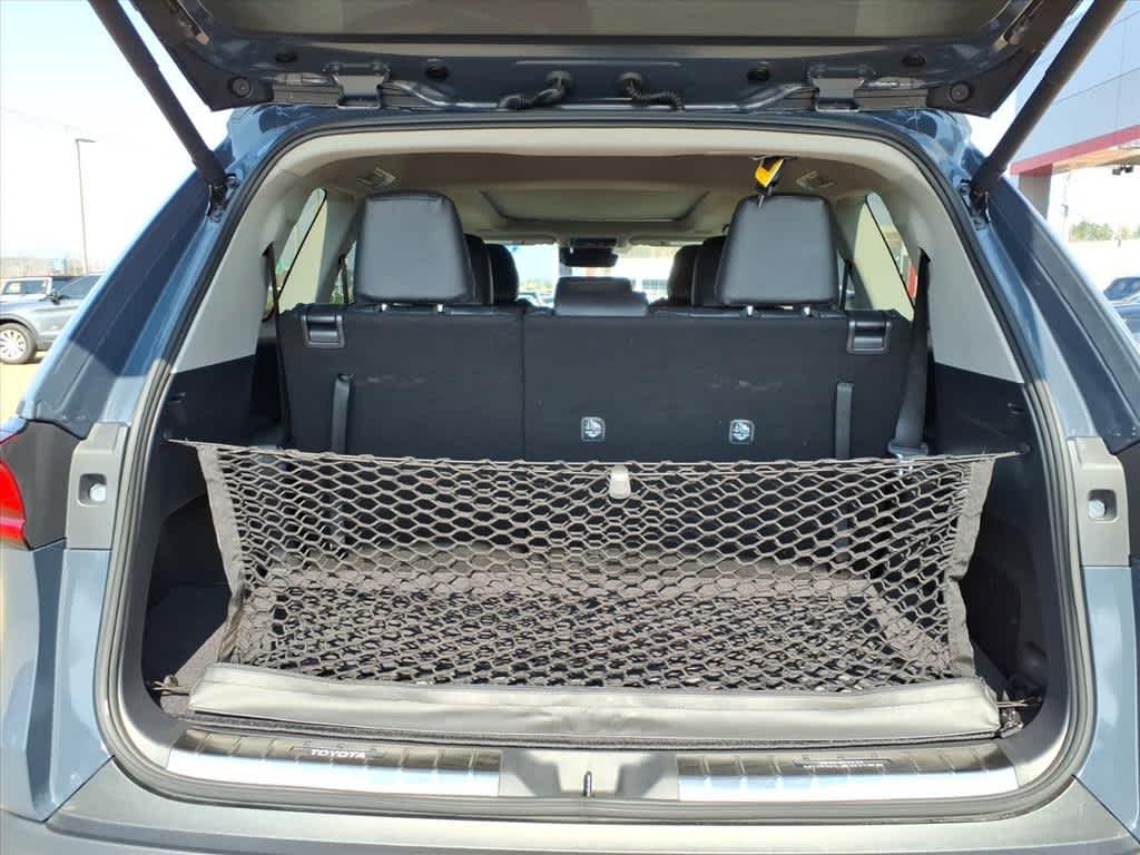 Thumbnail: 2026 Toyota Grand Highlander - 8