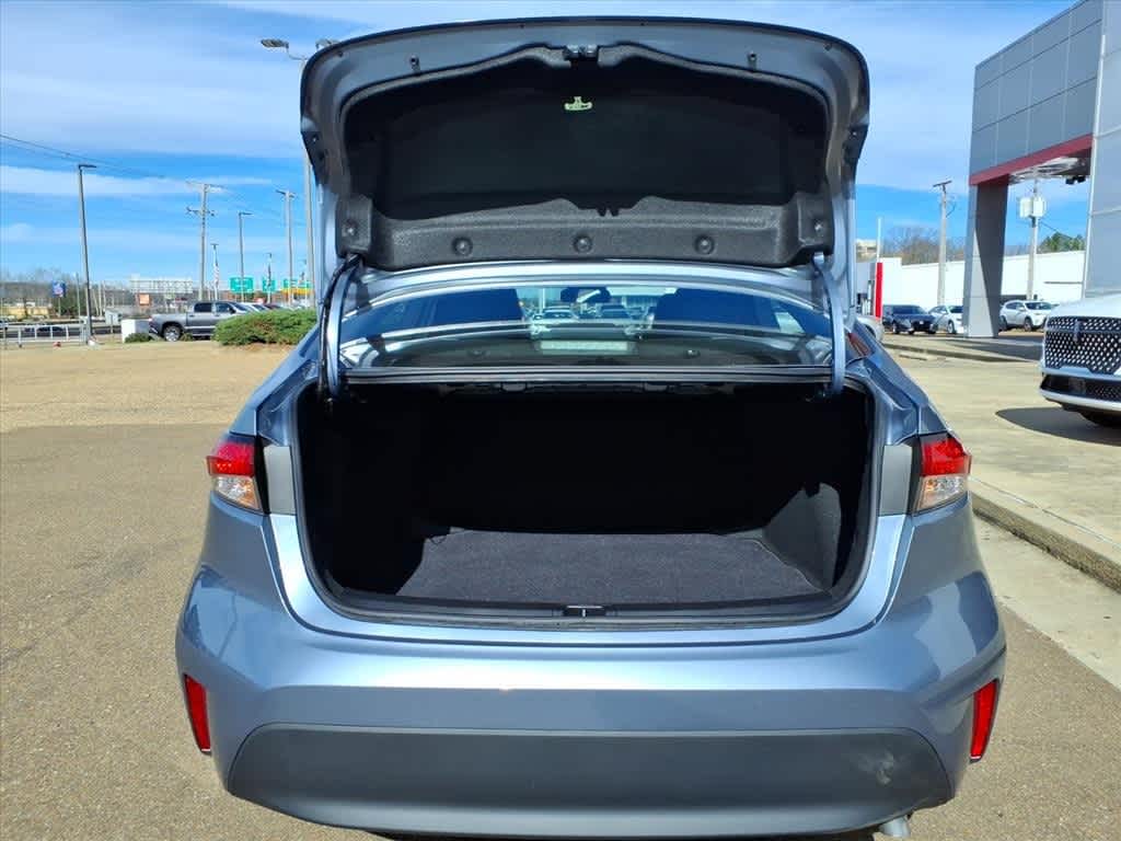 Thumbnail: 2023 Toyota Corolla - 8