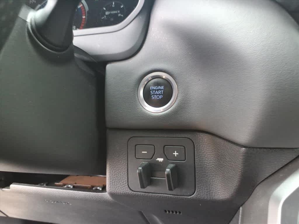 Thumbnail: 2023 Toyota Tundra - 18