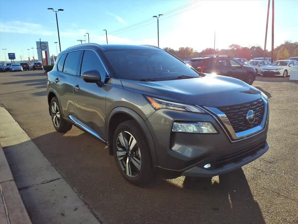 Thumbnail: 2021 Nissan Rogue - 3