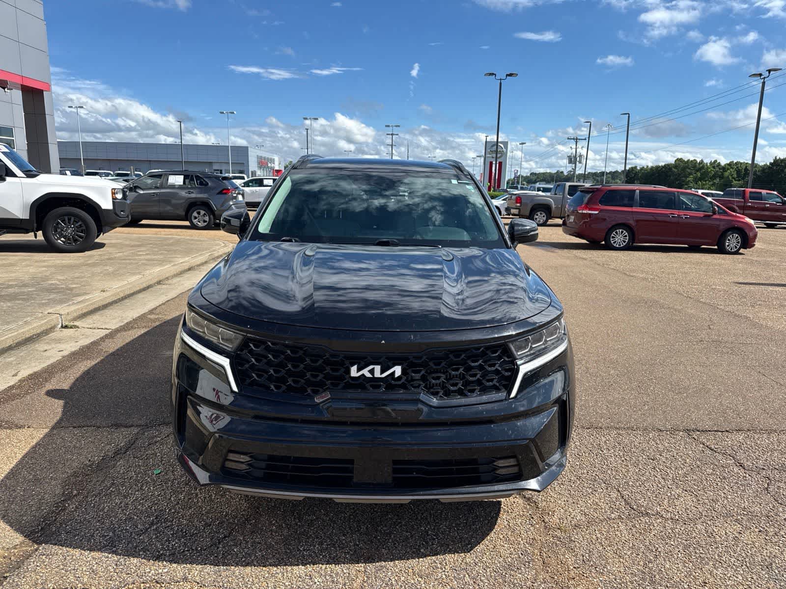 Thumbnail: 2022 Kia Sorento - 2