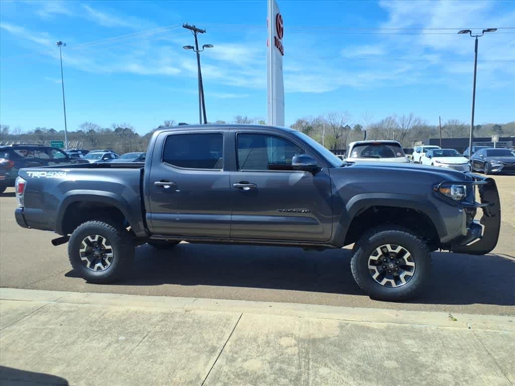 Thumbnail: 2023 Toyota Tacoma - 4