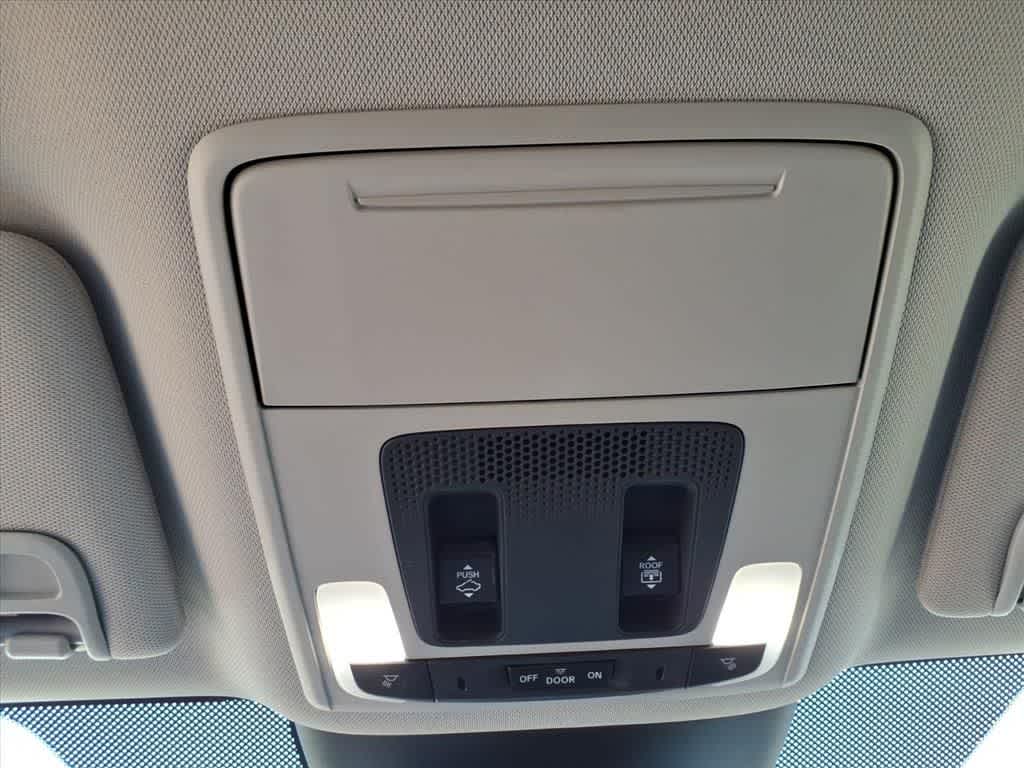 Thumbnail: 2025 Honda Pilot - 24