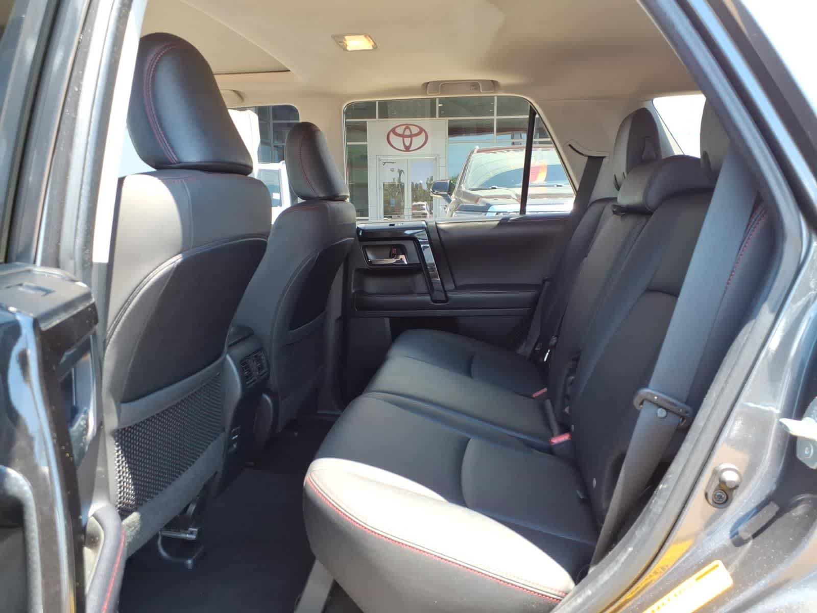 Thumbnail: 2019 Toyota 4Runner - 27