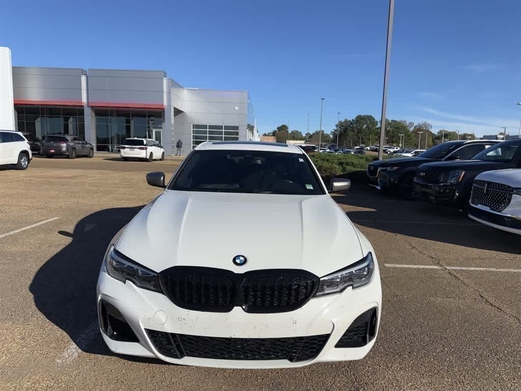 Thumbnail: 2021 BMW 3 Series - 2