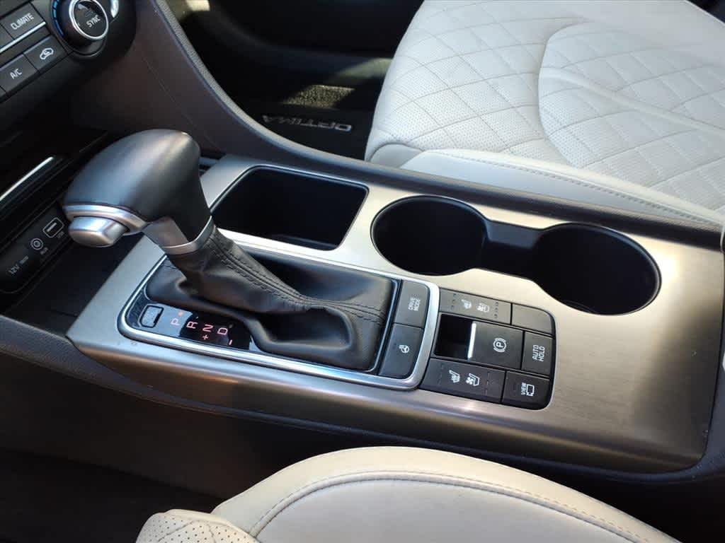 Thumbnail: 2016 Kia Optima - 21