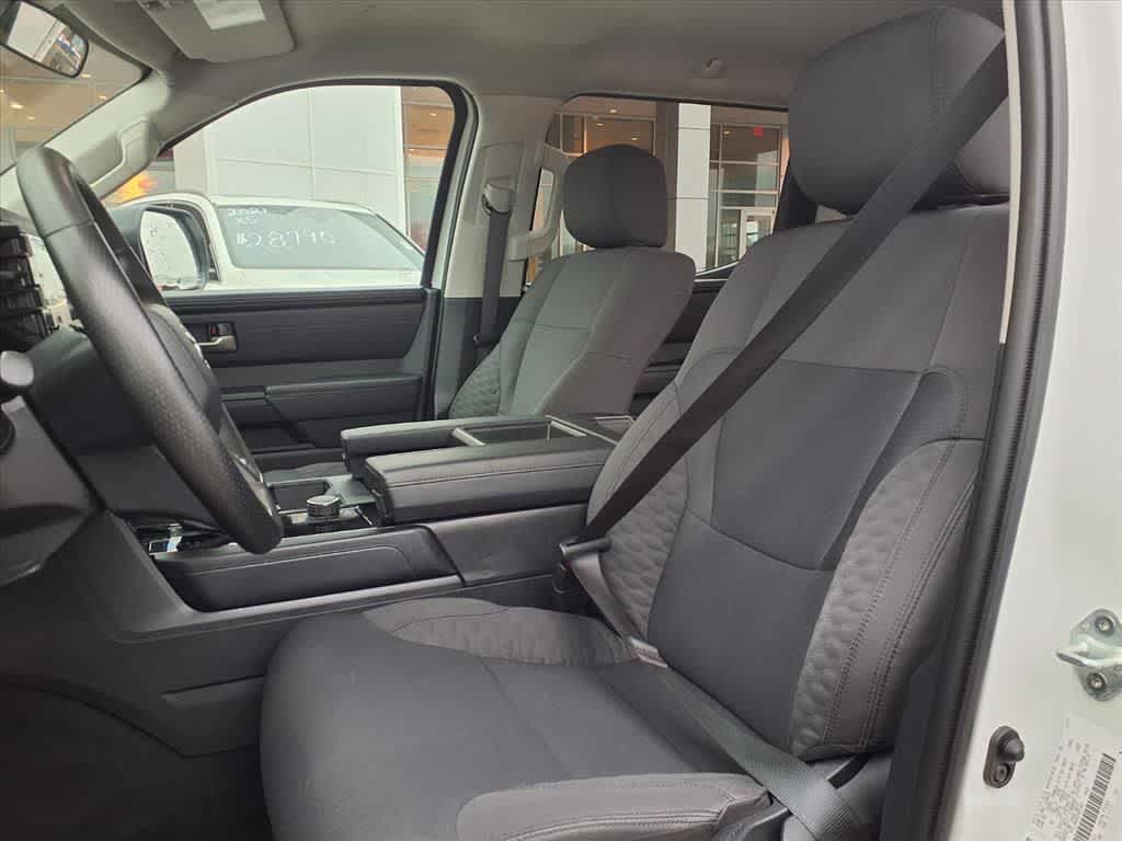 Thumbnail: 2024 Toyota Tundra - 23