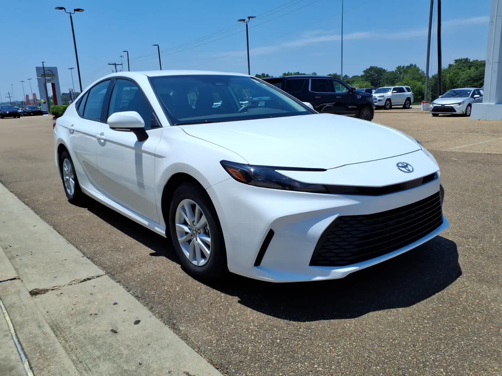 Thumbnail: 2026 Toyota Camry - 3