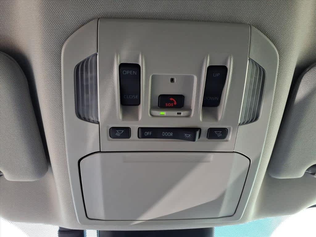 Thumbnail: 2026 Toyota Highlander - 24