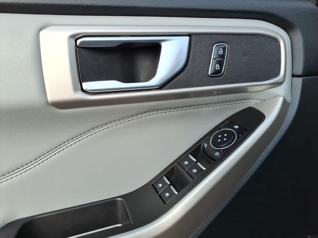 Thumbnail: 2024 Ford Explorer - 13