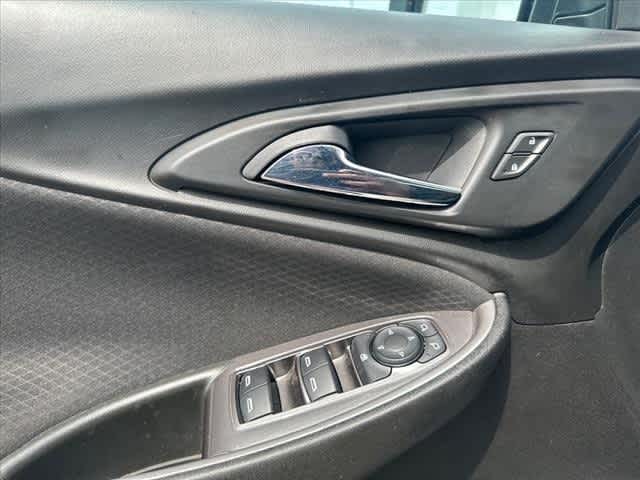 2021 Chevrolet Malibu LS 12