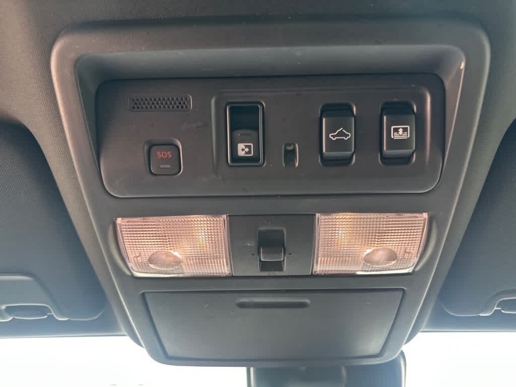 2021 Nissan Titan Platinum Reserve 22