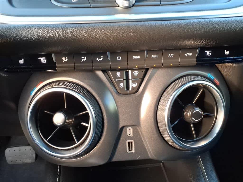 Thumbnail: 2025 Chevrolet Blazer - 19