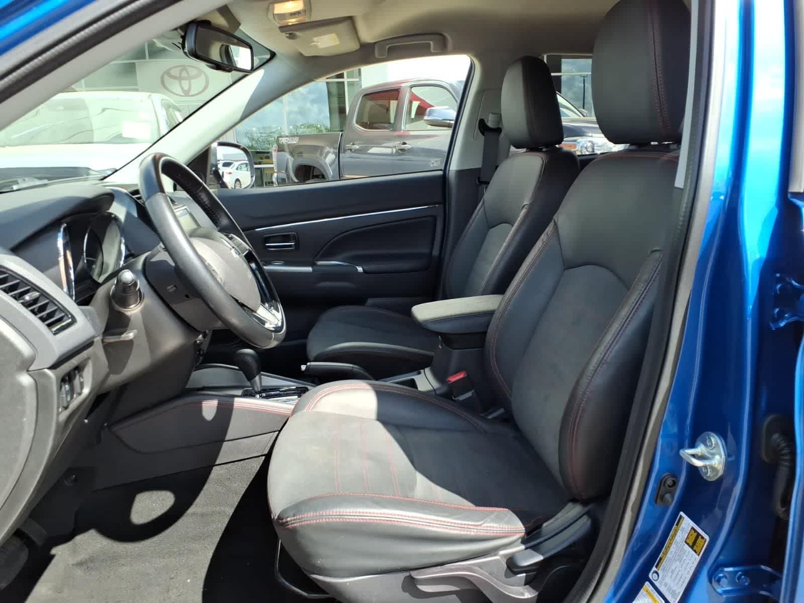 Thumbnail: 2022 Mitsubishi Outlander Sport - 25