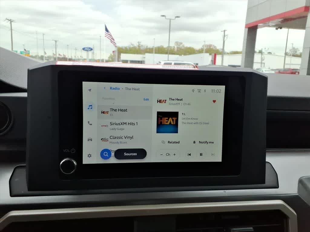 Thumbnail: 2025 Toyota Tacoma - 18