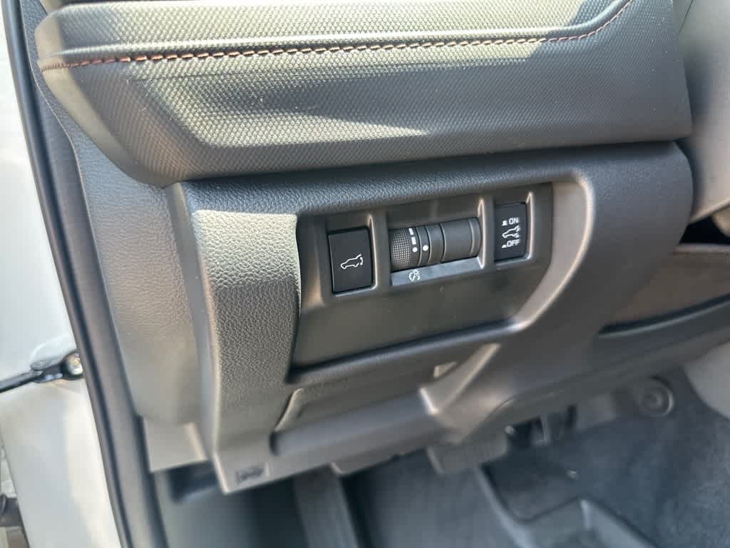 2025 Subaru Forester Touring 15