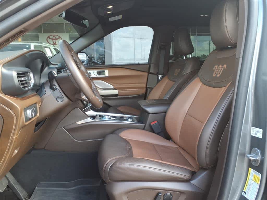 Thumbnail: 2022 Ford Explorer - 25