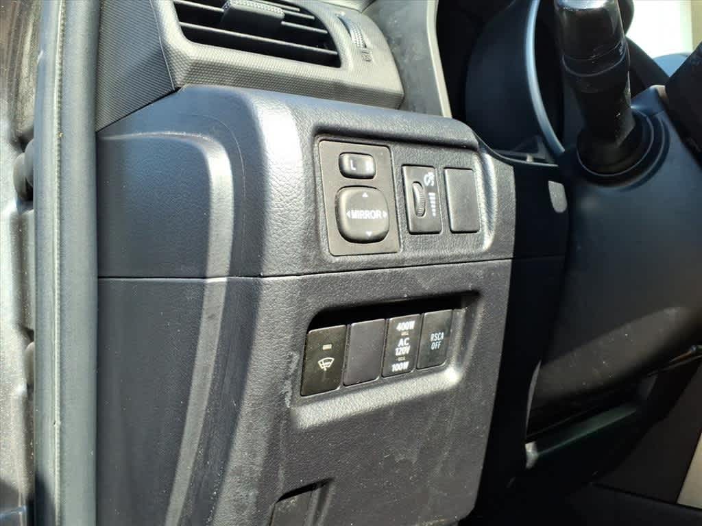 Thumbnail: 2013 Toyota 4Runner - 13