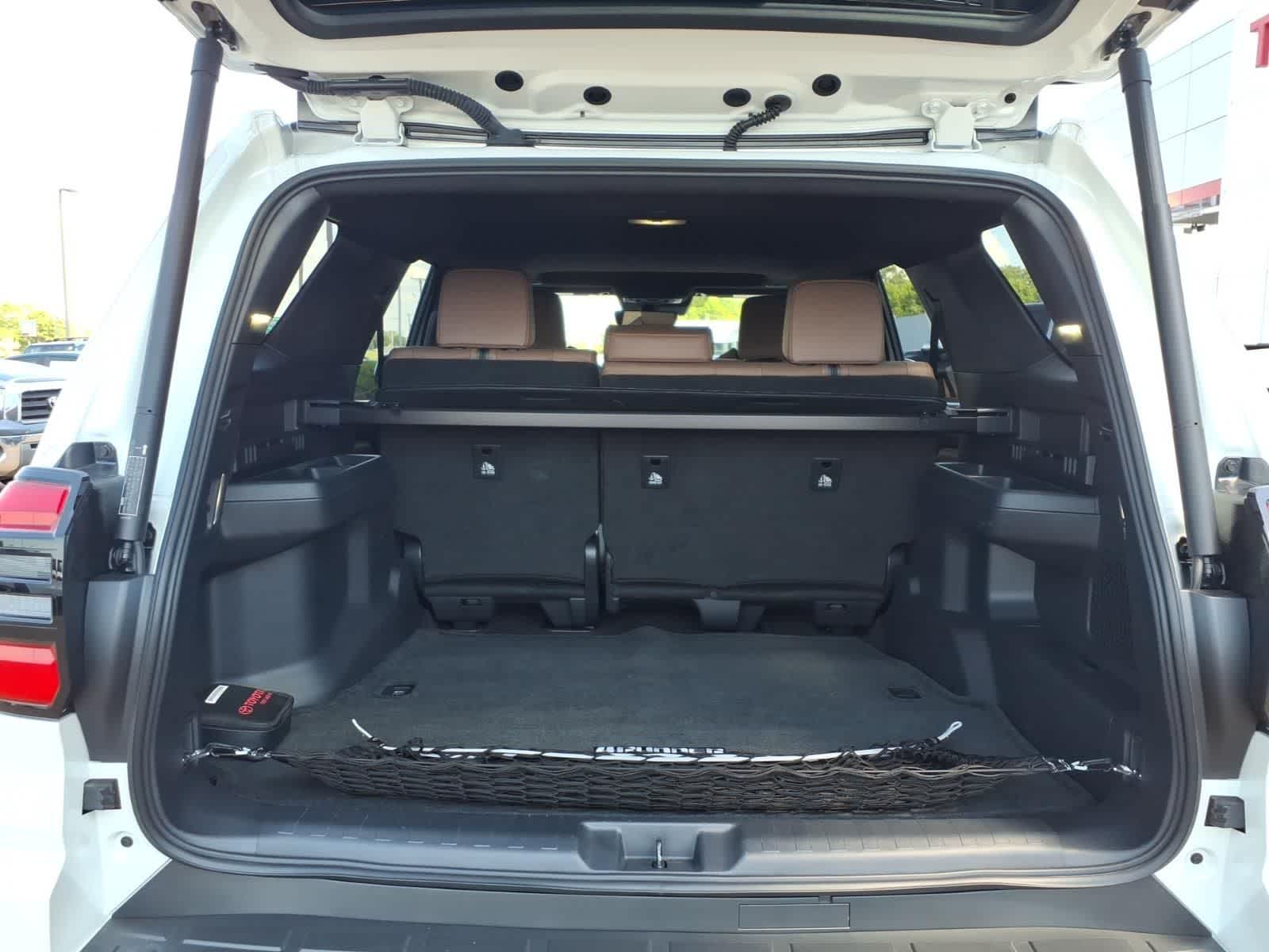 Thumbnail: 2025 Toyota 4Runner - 8