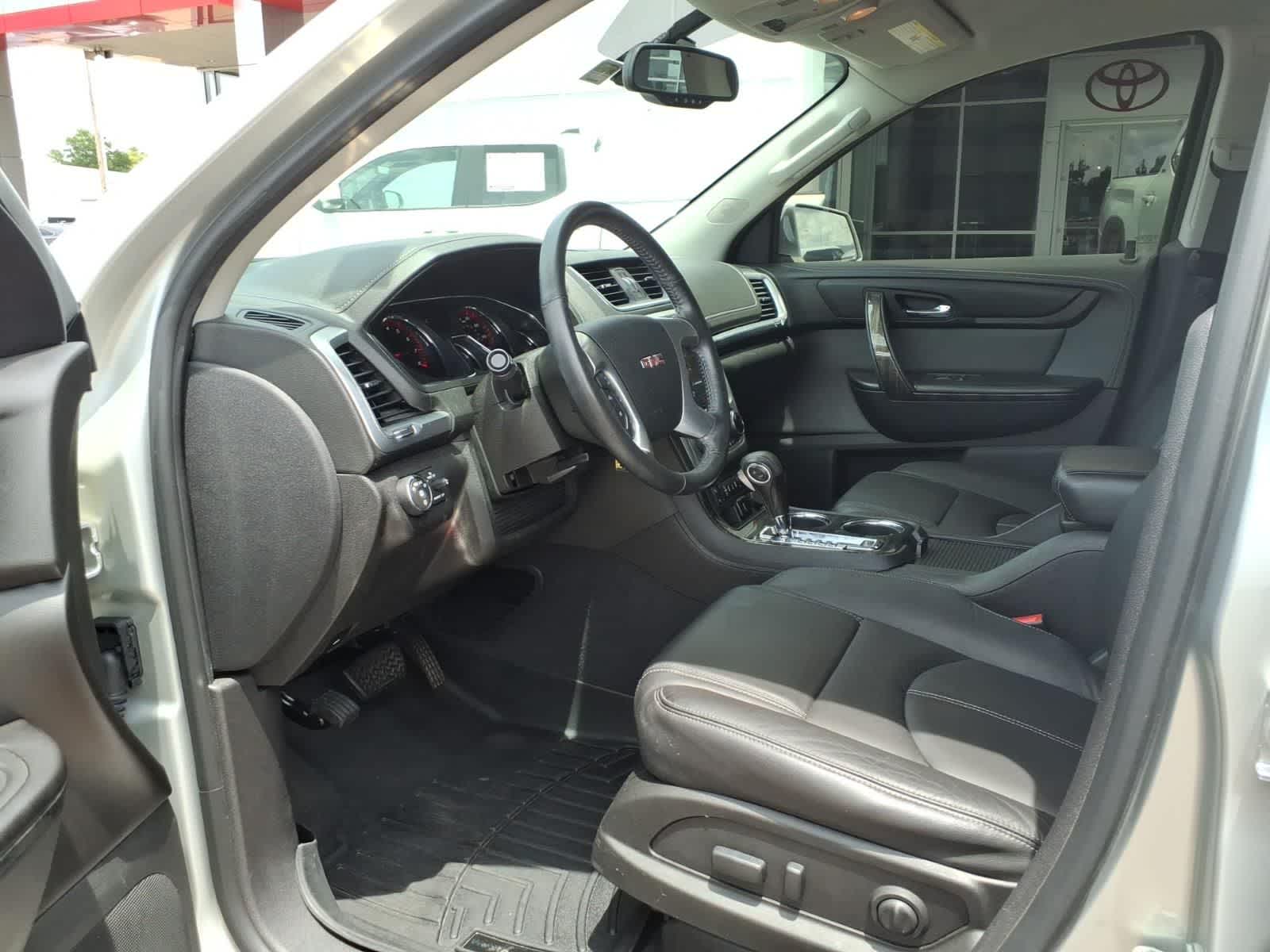 Thumbnail: 2017 GMC Acadia - 27