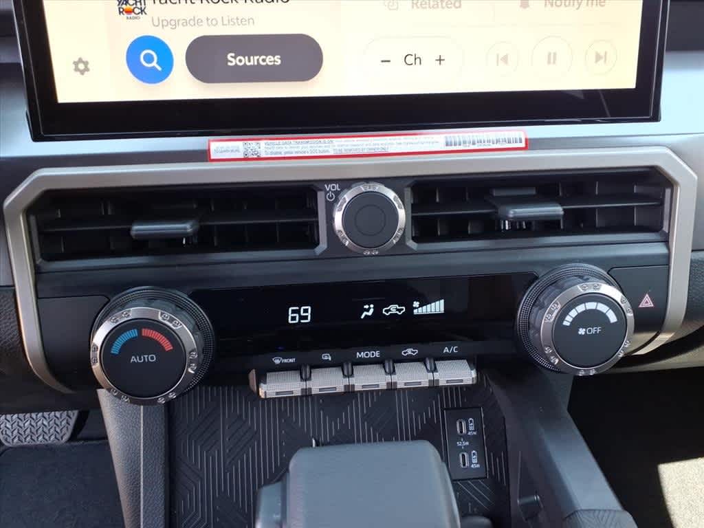 Thumbnail: 2025 Toyota Tacoma - 19