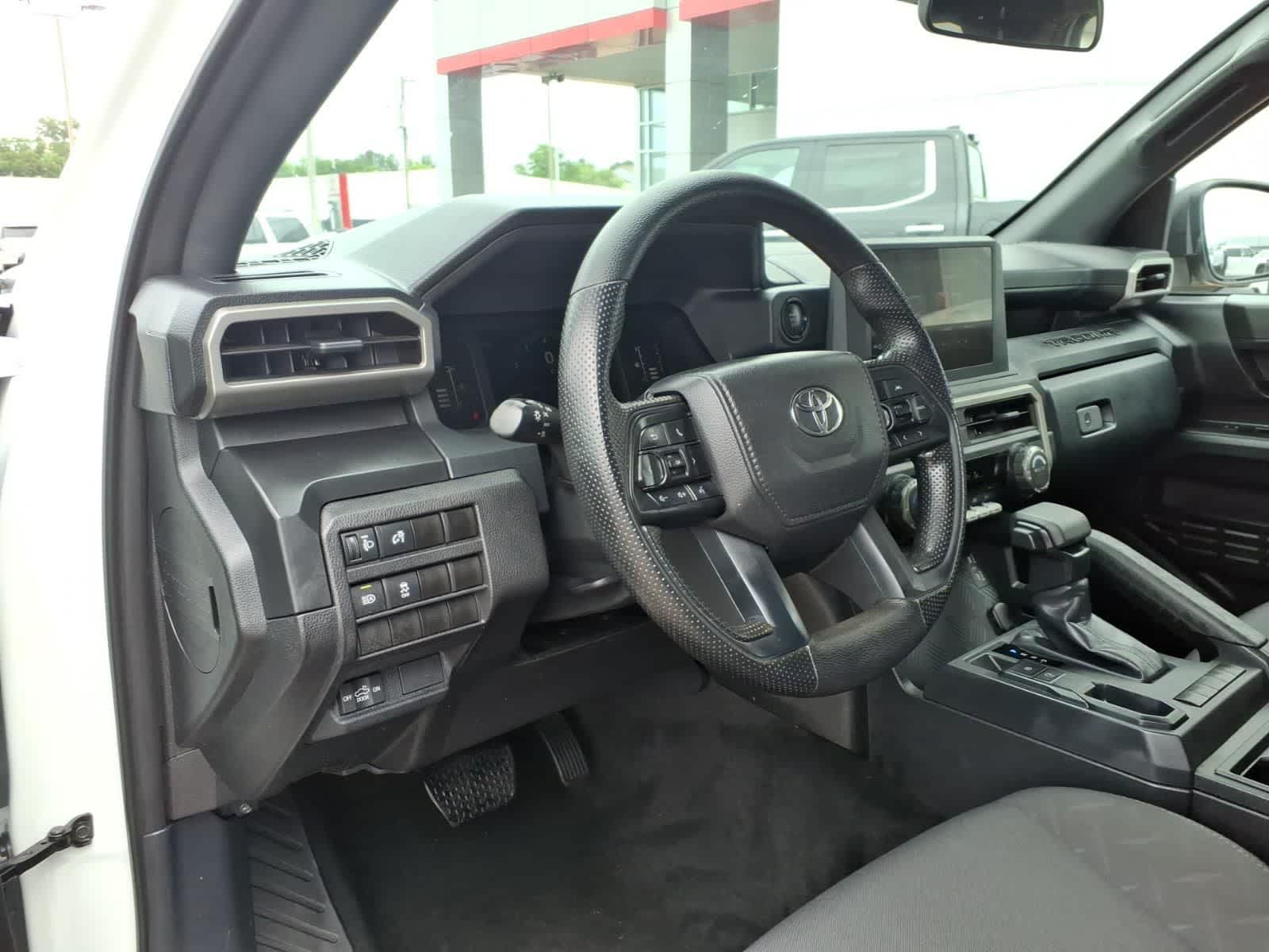 Thumbnail: 2025 Toyota Tacoma - 10