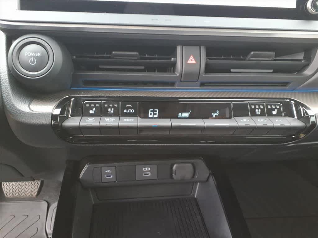 Thumbnail: 2025 Toyota Prius - 20