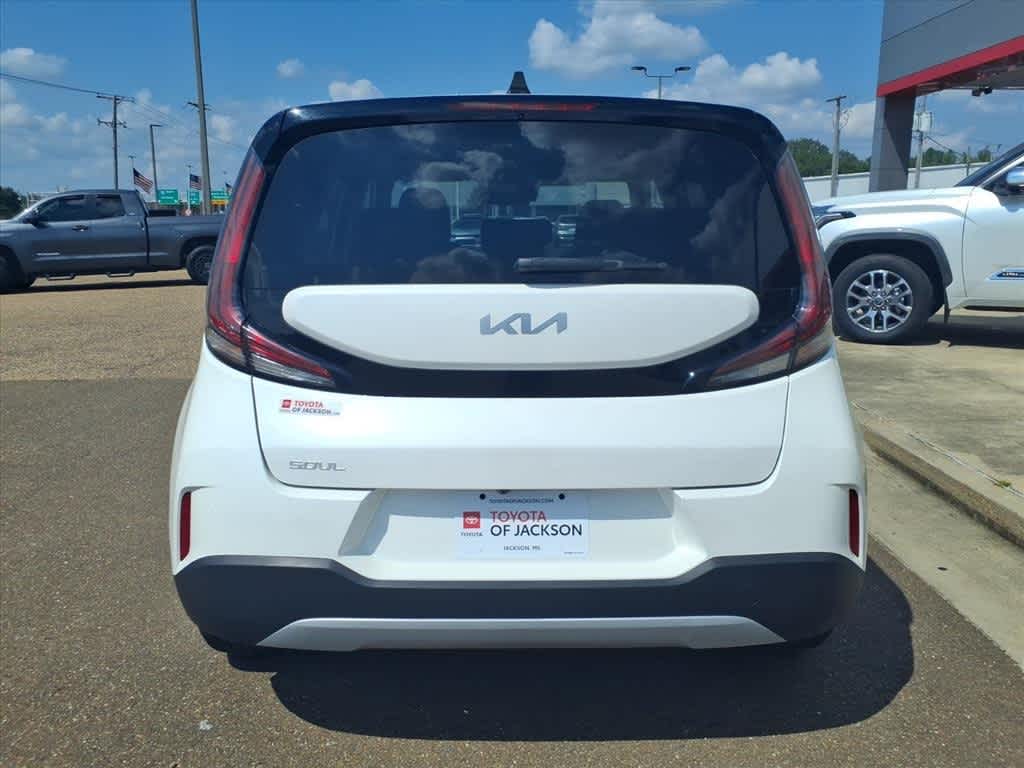 Thumbnail: 2023 Kia Soul - 6