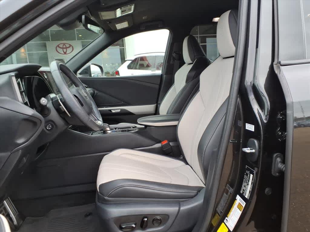 Thumbnail: 2024 Lexus TX - 25