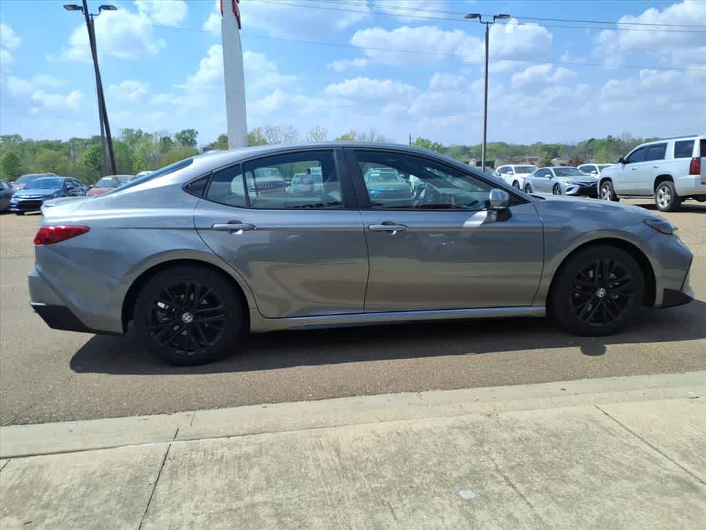 Thumbnail: 2025 Toyota Camry - 4