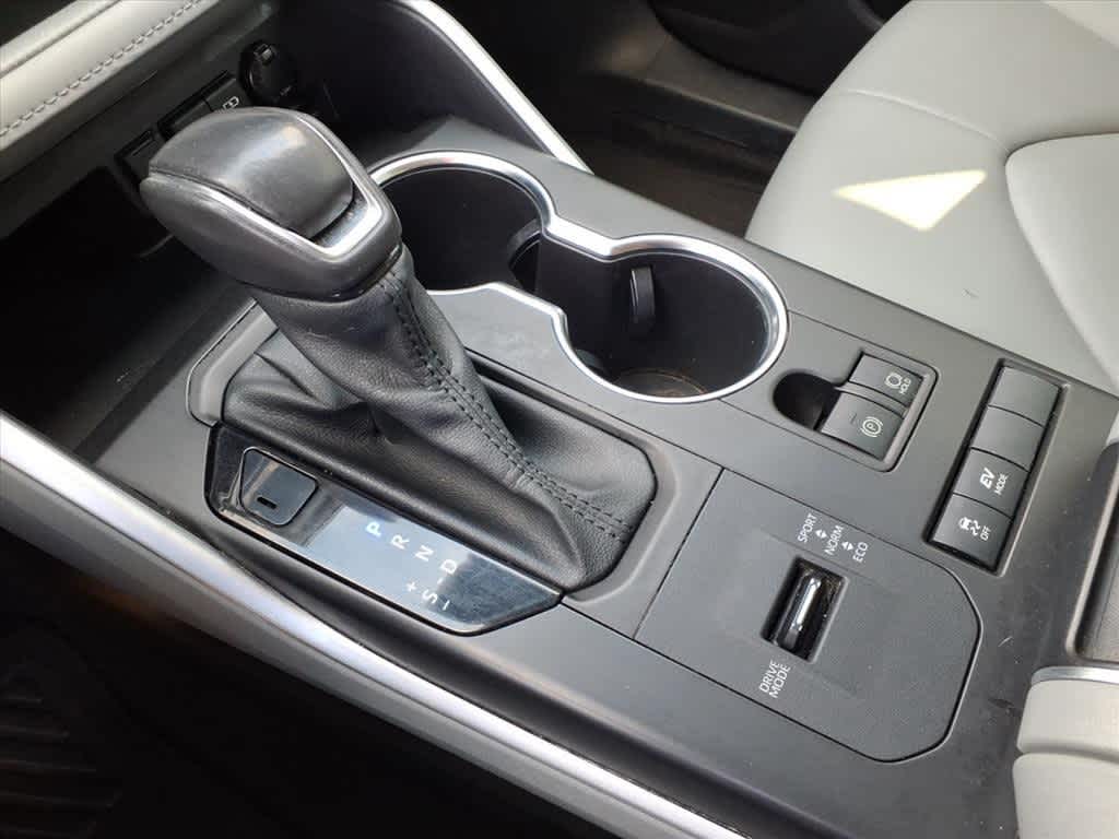 Thumbnail: 2020 Toyota Highlander - 22