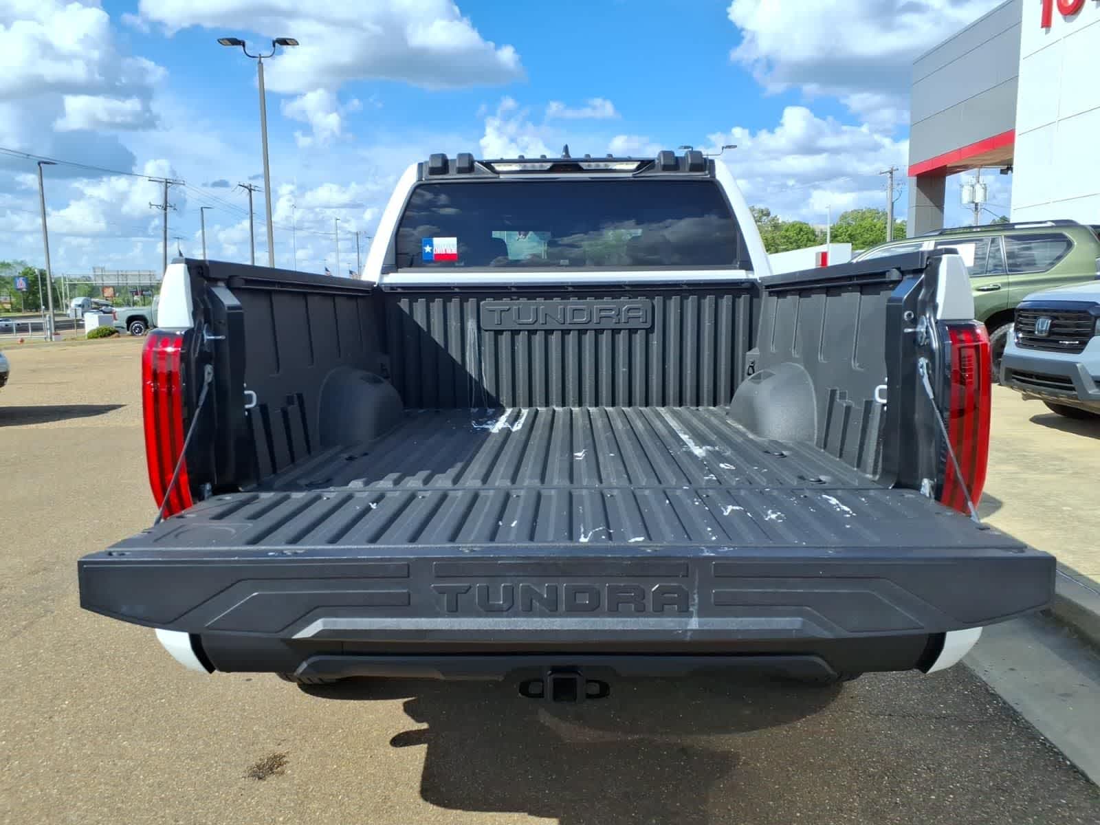 Thumbnail: 2025 Toyota Tundra - 8