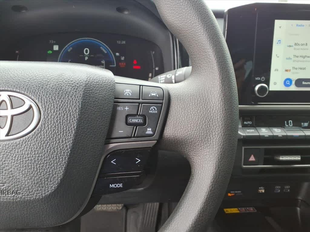 Thumbnail: 2025 Toyota Camry - 15