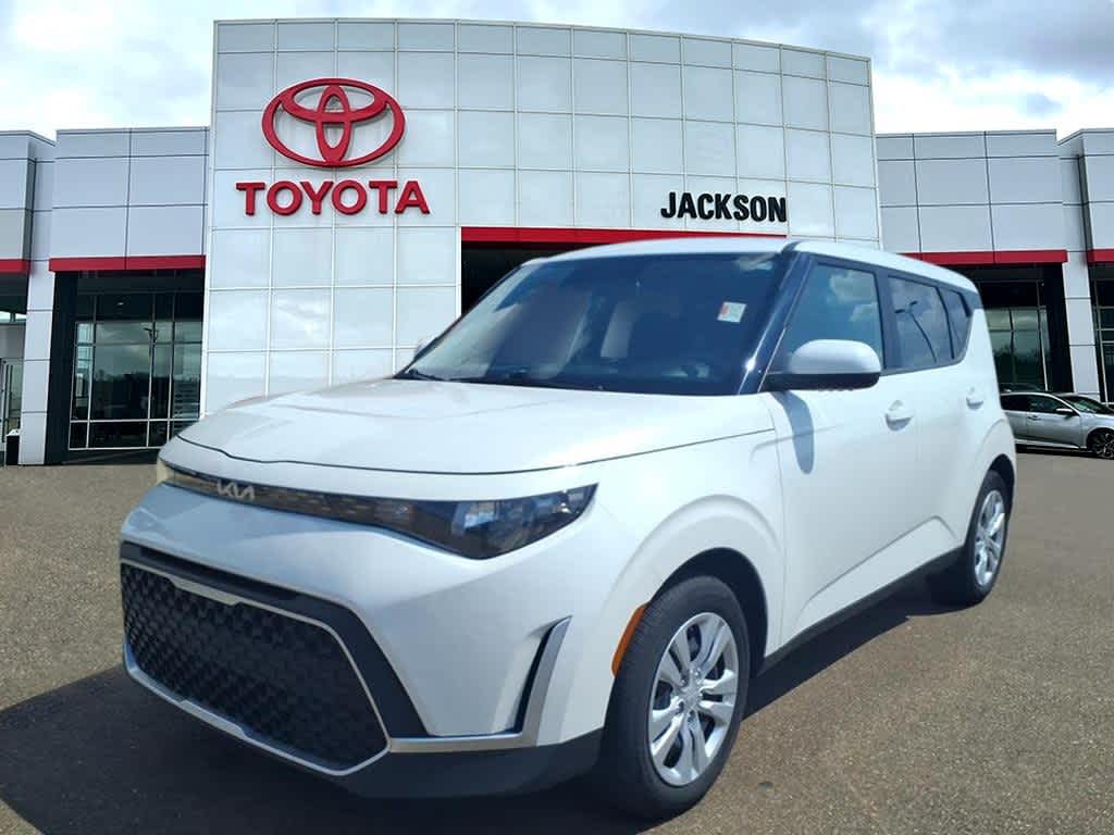 Thumbnail: 2023 Kia Soul - 1