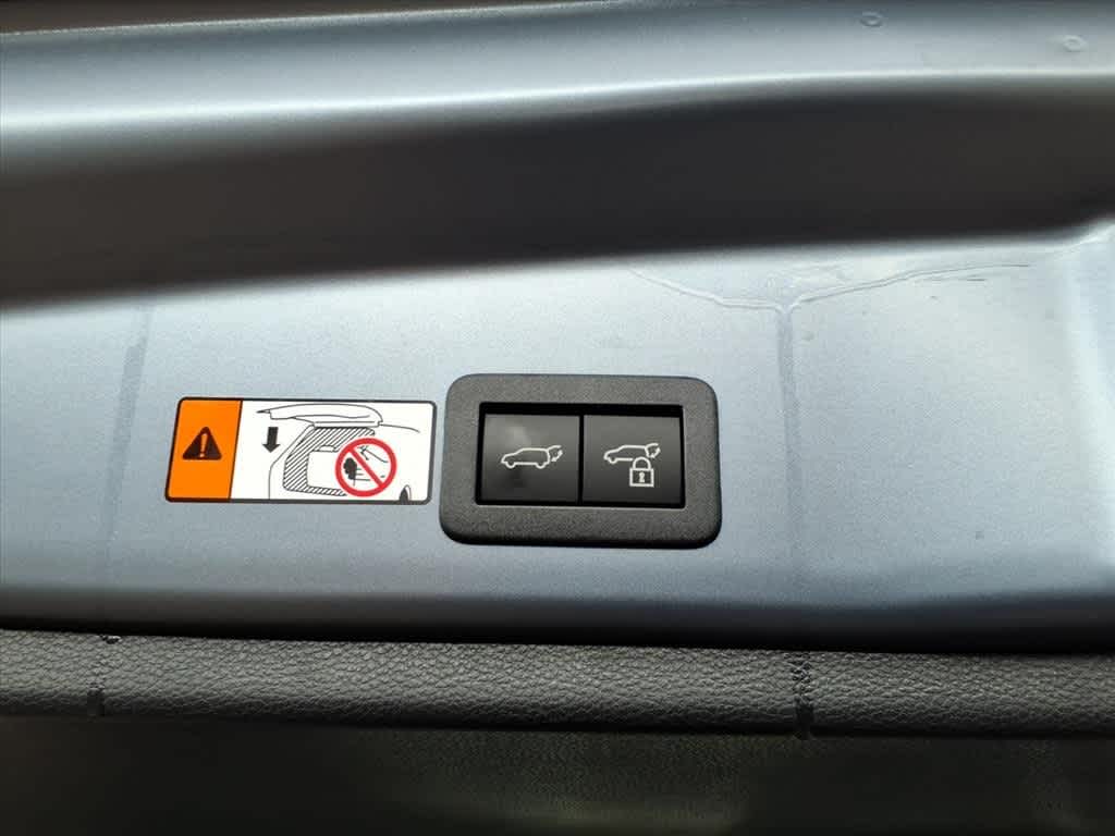 Thumbnail: 2026 Toyota Corolla Cross - 9