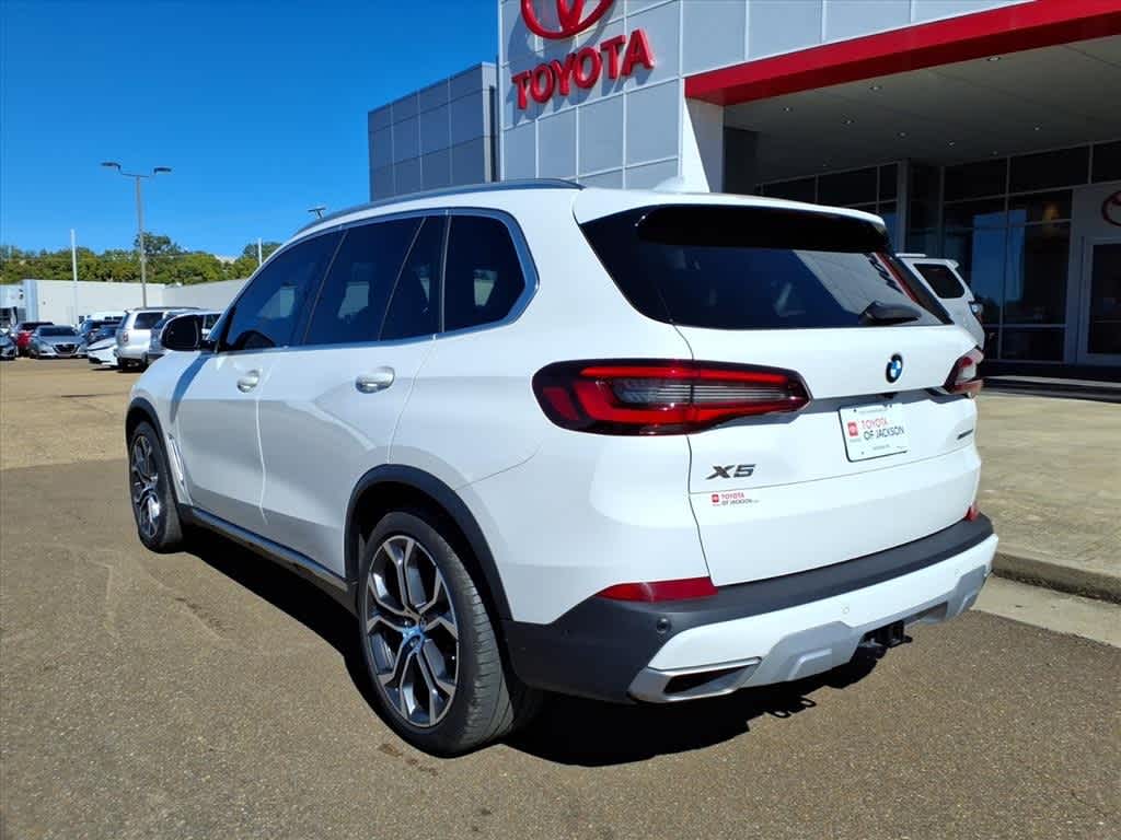 Thumbnail: 2021 BMW X5 - 7