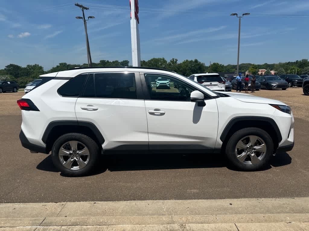 Thumbnail: 2023 Toyota RAV4 - 4