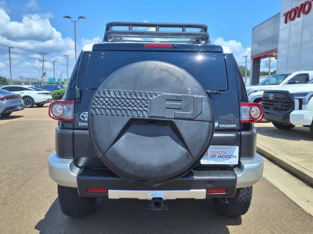 Thumbnail: 2014 Toyota FJ Cruiser - 6