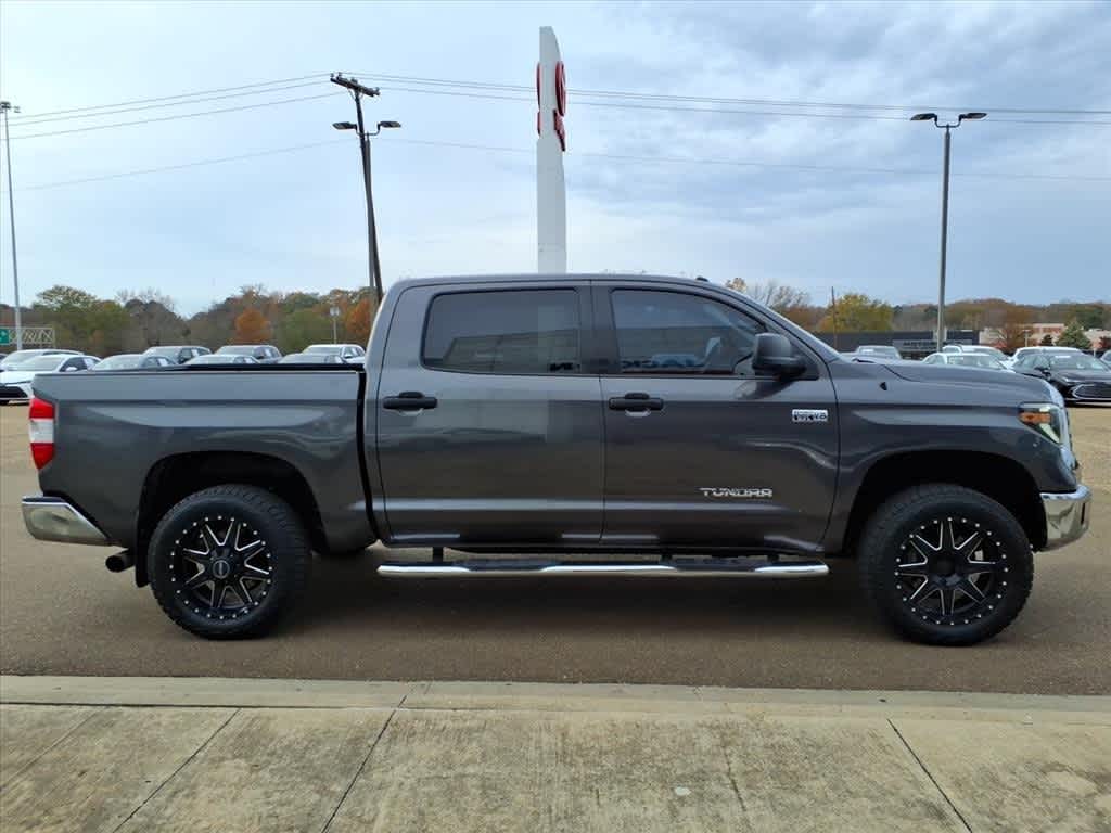 Thumbnail: 2019 Toyota Tundra - 4