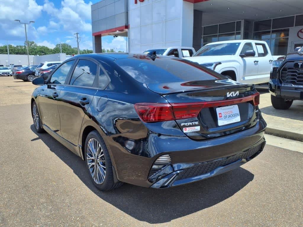 Thumbnail: 2023 Kia Forte - 7