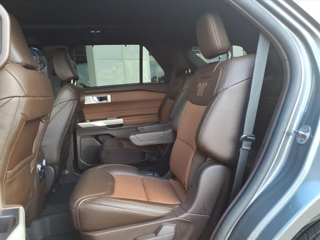 Thumbnail: 2022 Ford Explorer - 28