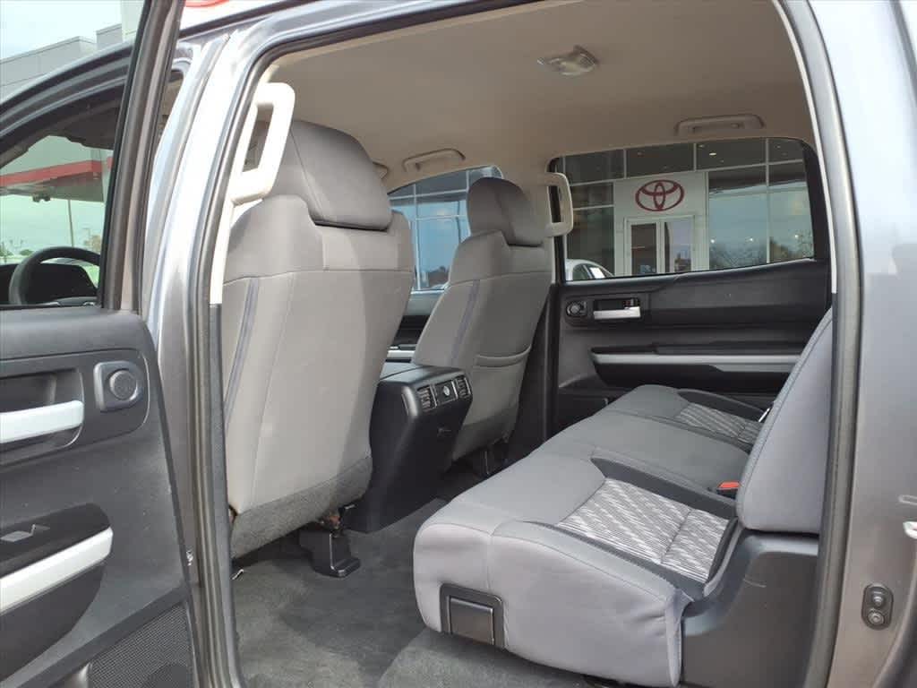 Thumbnail: 2019 Toyota Tundra - 29