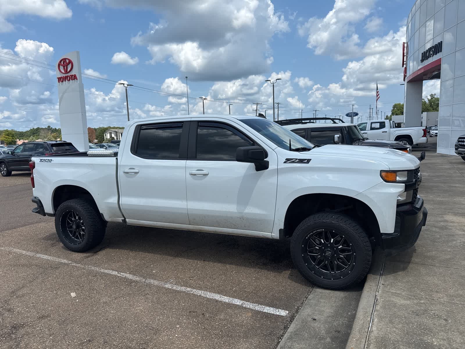 Thumbnail: 2021 Chevrolet Silverado 1500 - 3